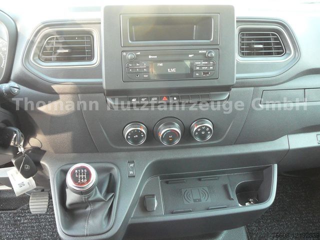 Vrachtwagen met bakwagen RENAULT Master Koffer Möbelkoffer Ultralight