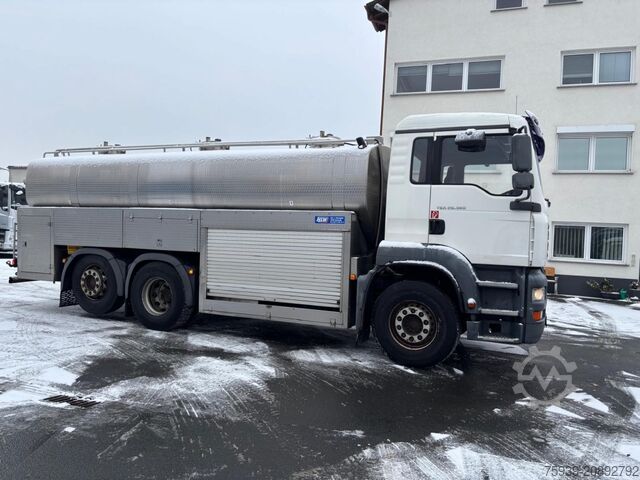 Tanker truck MAN TGA 26.360  Edelstahltankaufbau