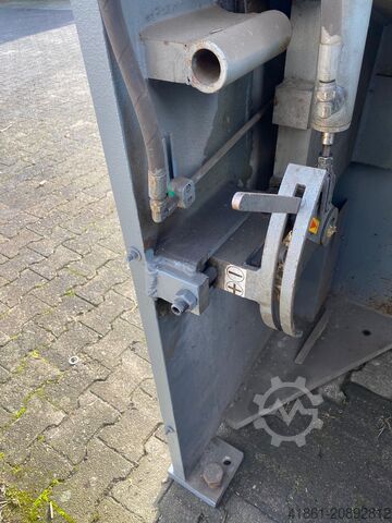 Nízkoložný přívěs HACO, MÜLLER, EBU 