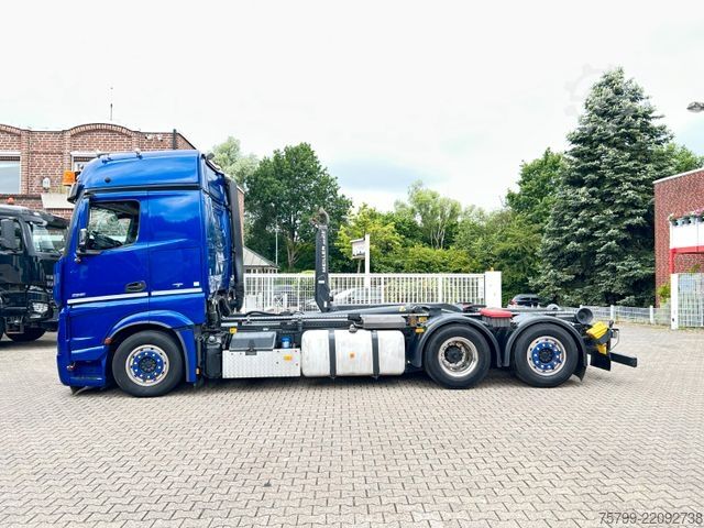 Kampós konténerszállító teherautó MERCEDES-BENZ 2551 Actros MEILLER Abroller 6x2