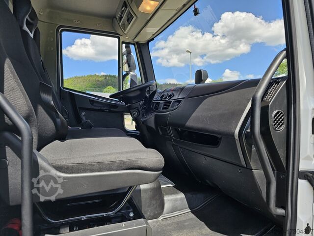 Van IVECO eurocargo 160 E 28