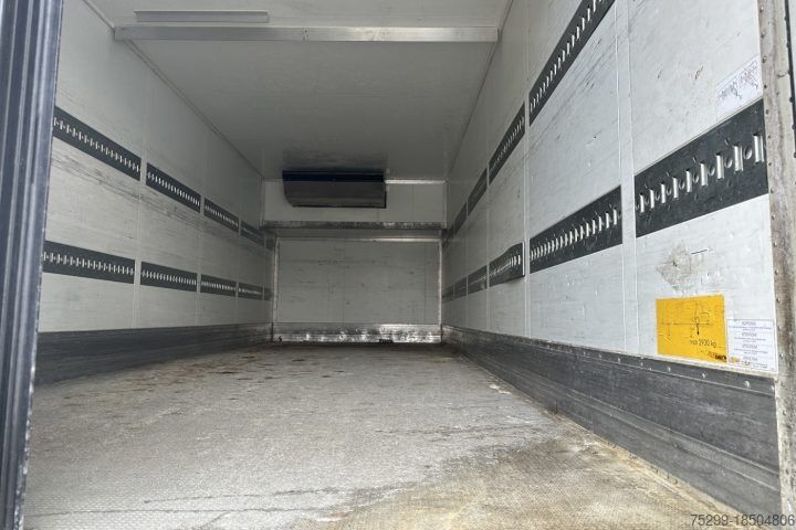 Remolque Schmitz Cargobull AWF 18 BDF / TKK