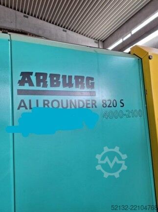Machine de moulage par injection Arburg 820s