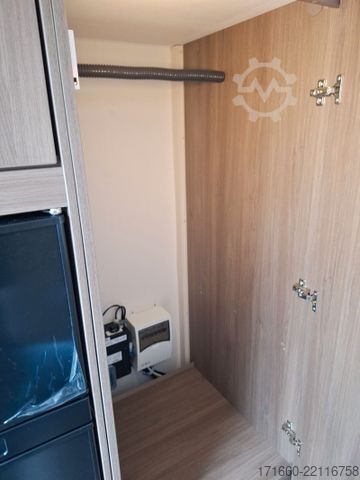 Alkoof camper CARADO pro A 361