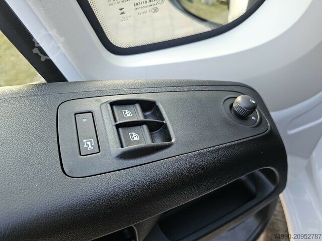 Dodávka s vysokou střechou Fiat Ducato L2H2 5´´ TFT DAB Bluettoth Klima