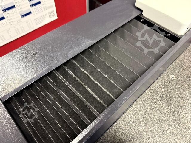 Machine à mesurer les coordonnées MITUTOYO CRYSTA-PLUS M544