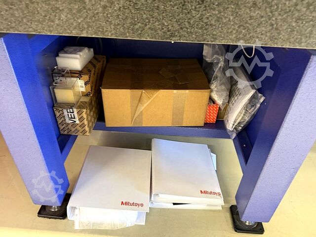 Coördinaten meetmachine MITUTOYO CRYSTA-PLUS M544