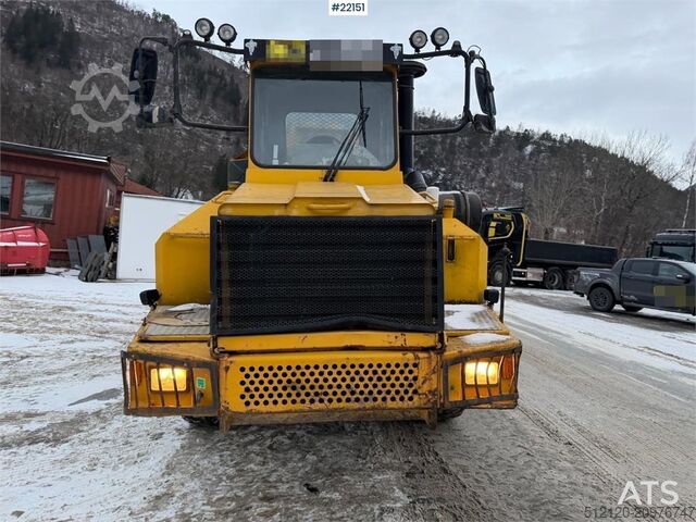 Véhicule à benne Moxy MT30R