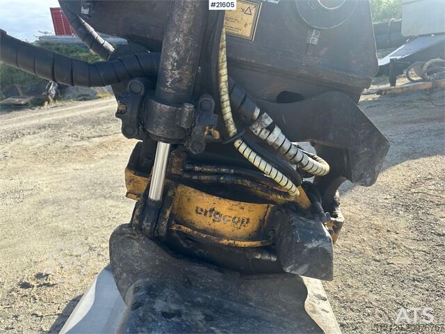 Pelle sur roues CAT M313 D