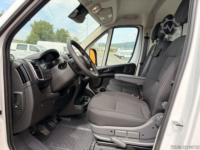 Dobozos furgon Fiat Ducato