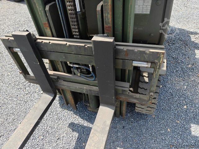 Forklift Jungheinrich DFG 20 AK  Side shift / Free-lift