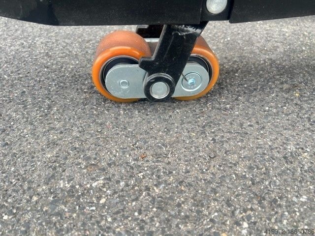 Niederhubwagen Manitou EP15