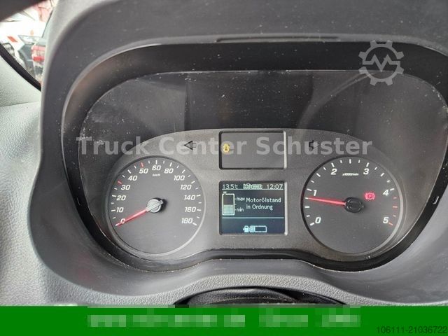 Furgon z wysokim dachem MERCEDES-BENZ Sprinter III Kasten RWD/AWD 311/314/316 CDI RWD
