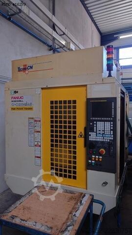 Függőleges megmunkálóközpont FANUC ROBODRILL Alpha-D21MiA5