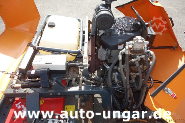 Maaier NIKO RoboFlail One Mähraupe Baujahr 2009