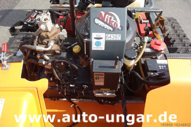 Maaier NIKO RoboFlail One Mähraupe Baujahr 2009