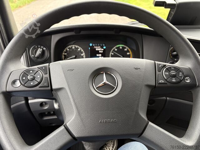 Kuffert Mercedes-Benz Atego 821 BL Euro6 Automaat Bakwagen / 3 zitpla...