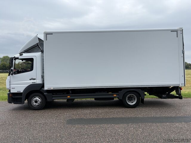 Kufr Mercedes-Benz Atego 821 BL Euro6 Automaat Bakwagen / 3 zitpla...