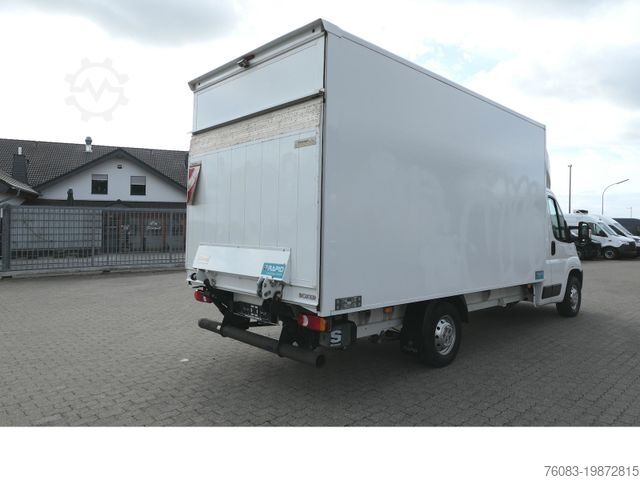 Dubă cu caroserie tip cutie PEUGEOT Boxer Maxi Koffer 4,45m LBW Klima