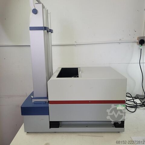 BMG Labtec FLUOstar Omega Mikrotiterplatten-Reader BMG Labtec FLUOstar Omega