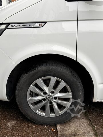Camper Volkswagen California Coast 2022 | Cambio automatico | Tetto a soffietto