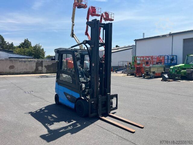 Carrello elevatore Linde E30L-01 side-shift 6.62m heating (1846)