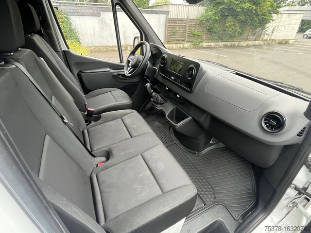 Furgão de caixa alta + longa Mercedes-Benz Sprinter 211 CDI Kasten Ho&La Klima