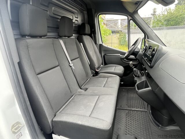 Furgão de caixa alta + longa Mercedes-Benz Sprinter 211 CDI Kasten Ho&La Klima