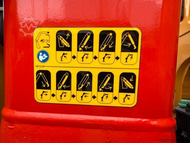 Ανατρεπόμενο φορτηγό MERCEDES-BENZ AROCS 1843 4x2 Kipper Kran Palfinger PK12.501