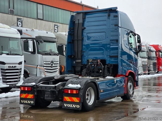 Standardní tahač VOLVO FH 500*TOP*ACC * 2X TANK * SPURASS. * STANDKLIMA