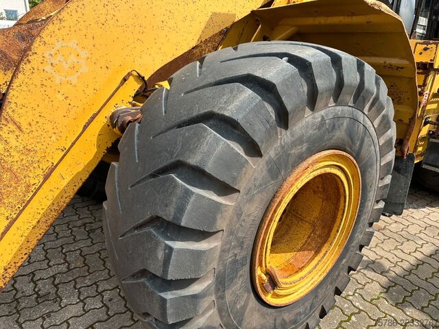Wheel loader CATERPILLAR Radlader 962H/ AC/ 9.300 Bh/ Scheckheft CAT