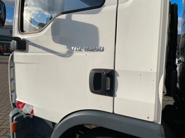 Curtain sider van MAN TGL 8.210 BB Pritsche/ 2xAHK+Öl/ NL  2.9t