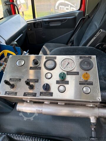 Camión cisterna de vacío DAF CF 85.430 8x4 Saug-Druck Kombispüler