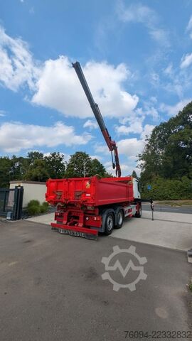 Camión portacontenedores de gancho MERCEDES-BENZ Arocs 2532 6x2 Kipper Bordmatik KRAN Abrollkippe