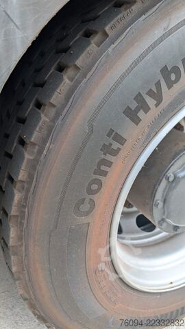 Camión portacontenedores de gancho MERCEDES-BENZ Arocs 2532 6x2 Kipper Bordmatik KRAN Abrollkippe