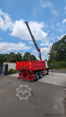Camión volquete MERCEDES-BENZ Arocs 2532 Kipper Bordmatik KRAN lift/lenk