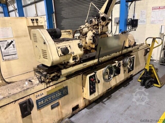 Szlifierka cylindryczna MATRIX OKUMA GU 40