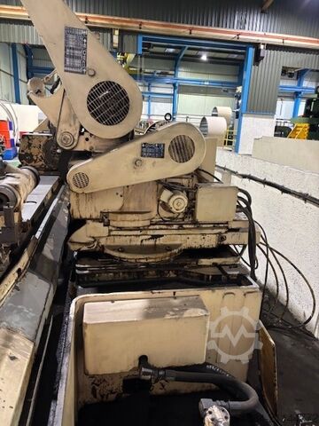 Szlifierka cylindryczna MATRIX OKUMA GU 40