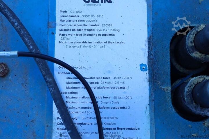 Ascensor cu foarfecă Genie GS1932 Electric, Working Height 7.8 m, 227kg Capac