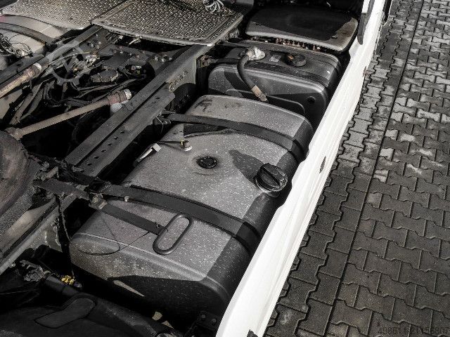 Standardní tahač DAF XG 480 FT + INTARDER + 2x TANK + FULL SPOILER