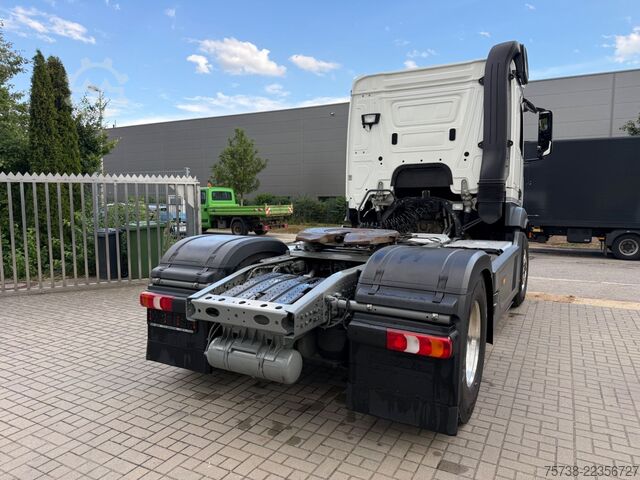 Lastbil til farlige materialer MERCEDES-BENZ Actros 1853 LS/Retarder/Hydraulik/ADR GEFAHRGUT