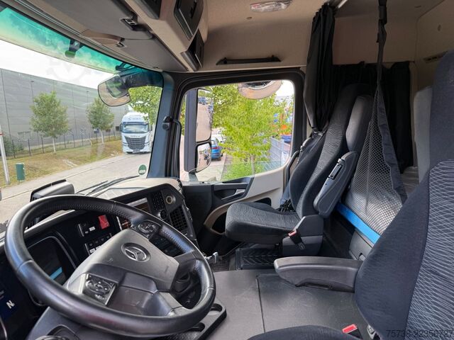 Lastbil til farlige materialer MERCEDES-BENZ Actros 1853 LS/Retarder/Hydraulik/ADR GEFAHRGUT