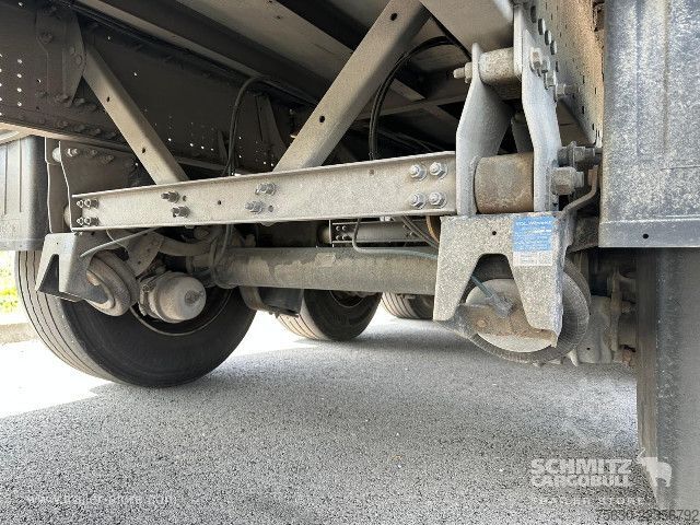 Nyitott ponyvás félpótkocsi Schmitz Cargobull Semitrailer Curtainsider Standard Hayon