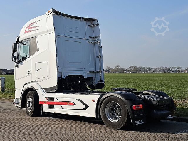 Standard-SZM DAF XG+ 530