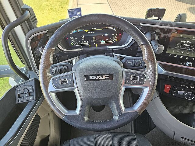 Standard-SZM DAF XG+ 530