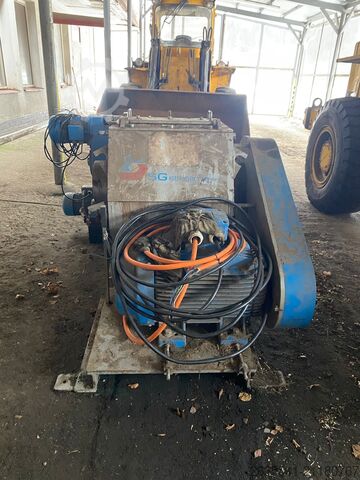 Houtversnipperaar DREVOINDUSTRIA S 200X500 - R1/55