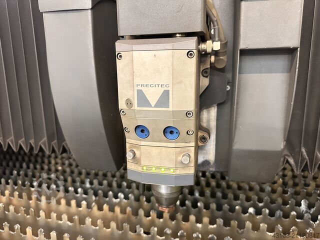 Lasersnijmachine LVD Electra FL3015