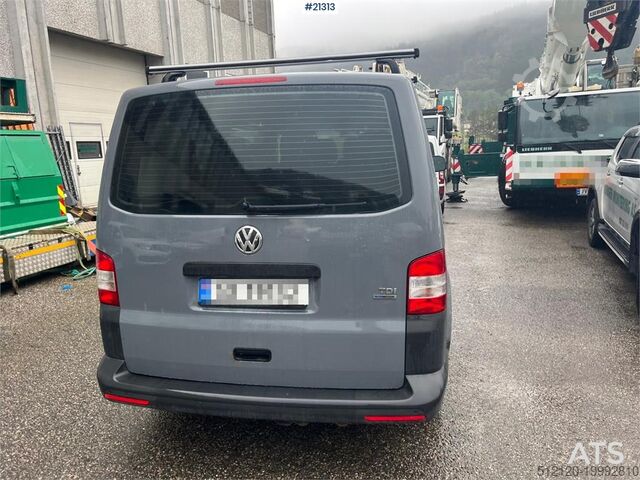 Minibus Volkswagen combi 9 seater minibus