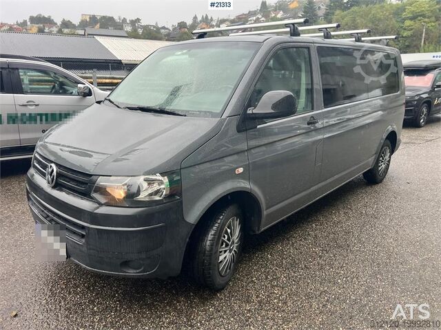 Minibus Volkswagen combi 9 seater minibus