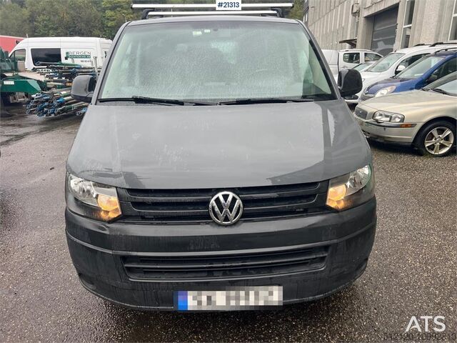 Minibus Volkswagen combi 9 seater minibus